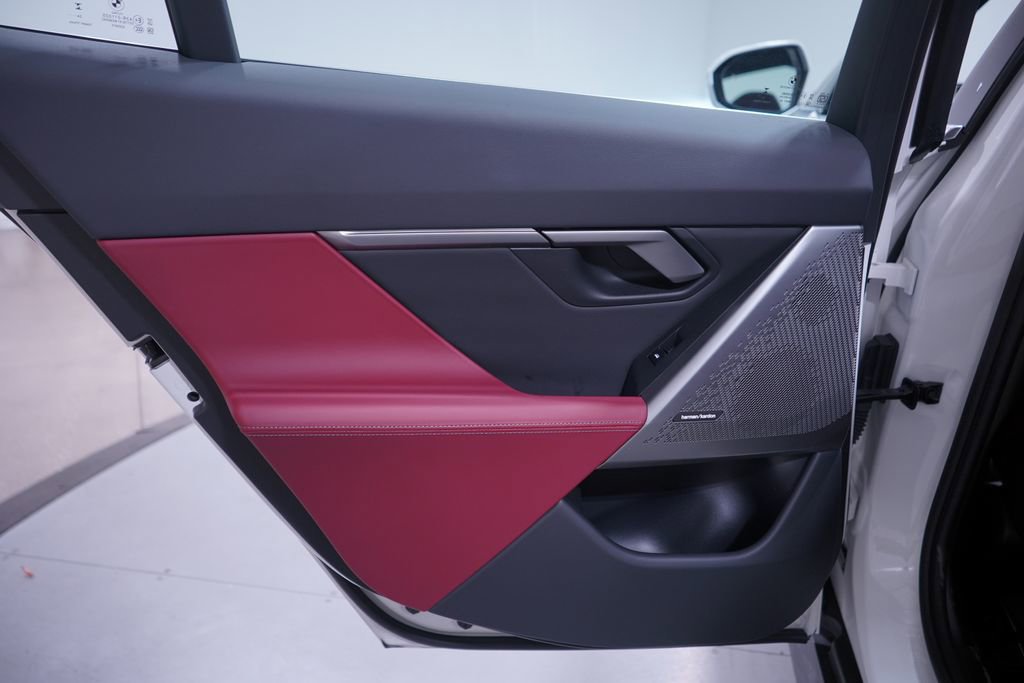 Used 2025 BMW 530i 530i image 14