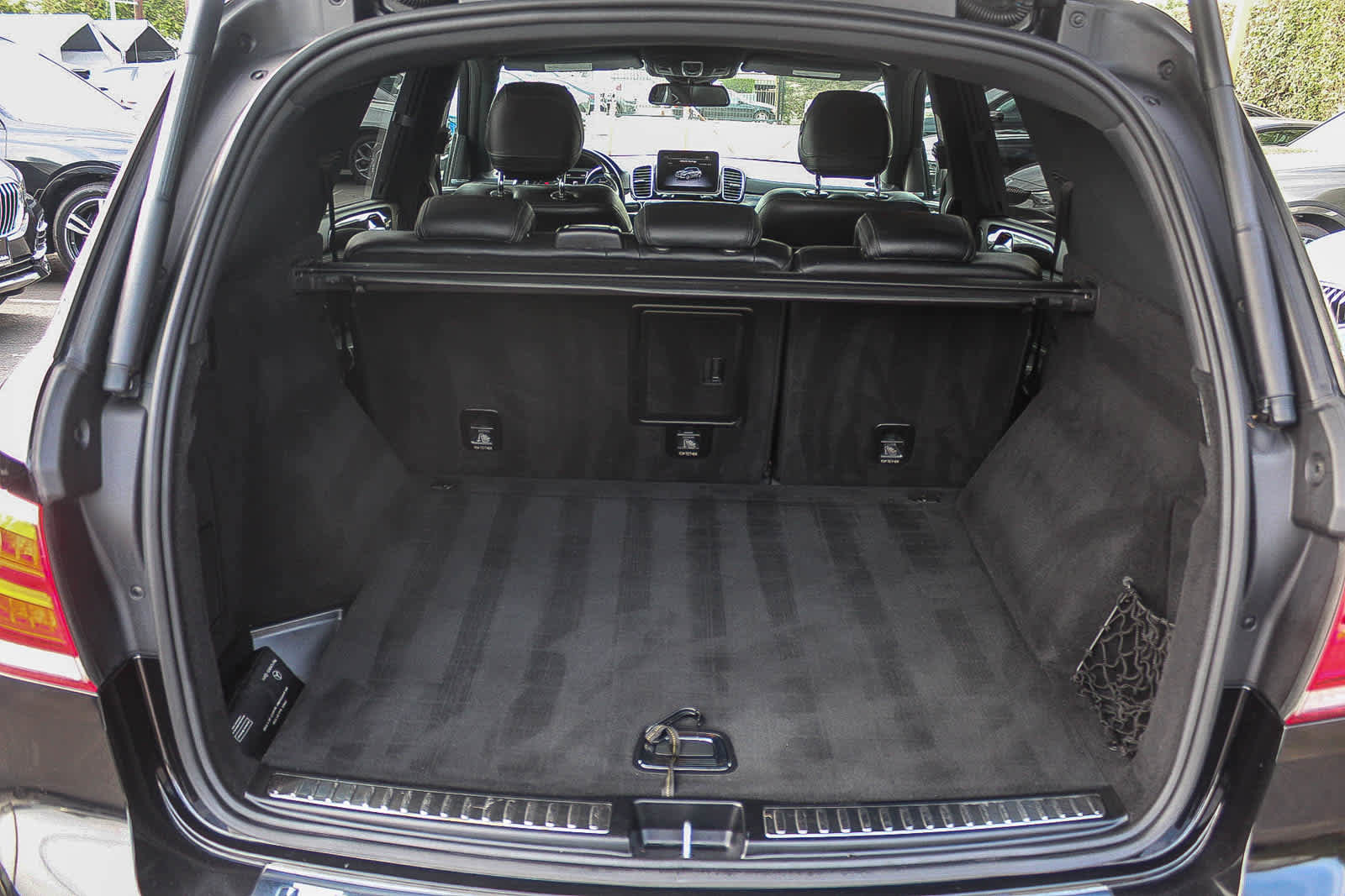 Used 2018 Mercedes-Benz GLE 43 AMG 4MATIC image 25