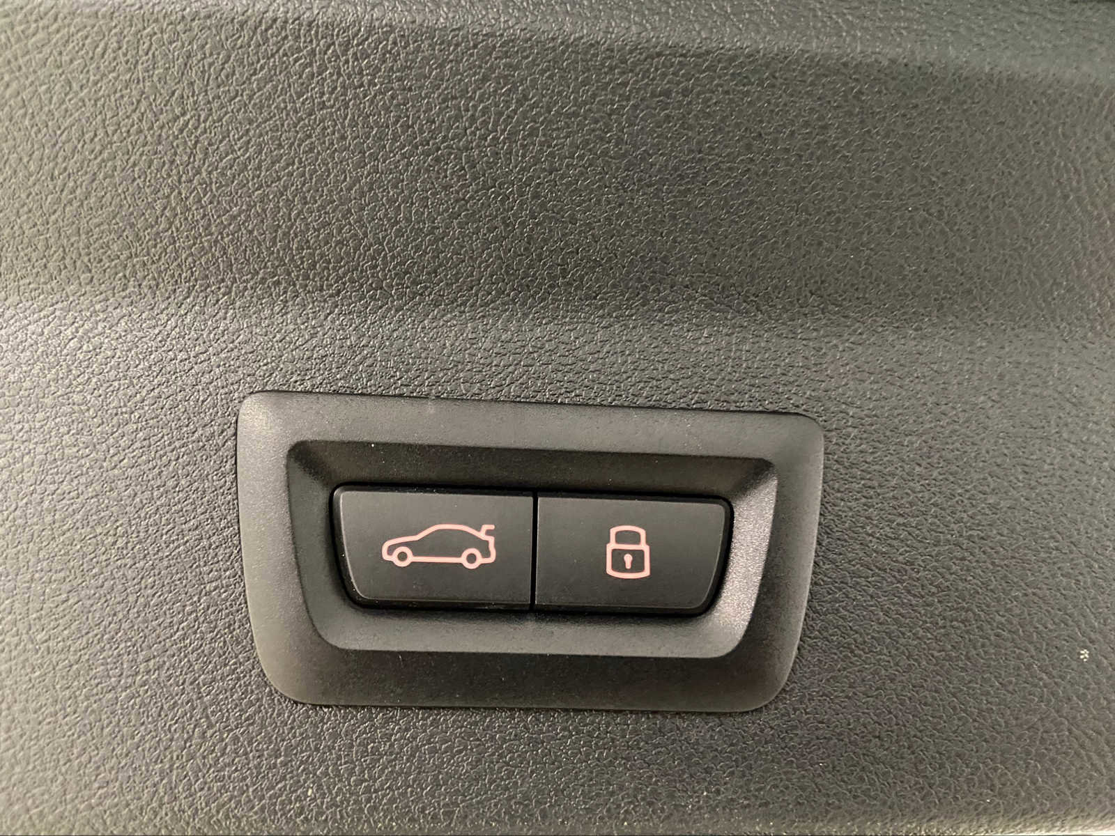 Used 2024 BMW X3 xDrive30i image 12