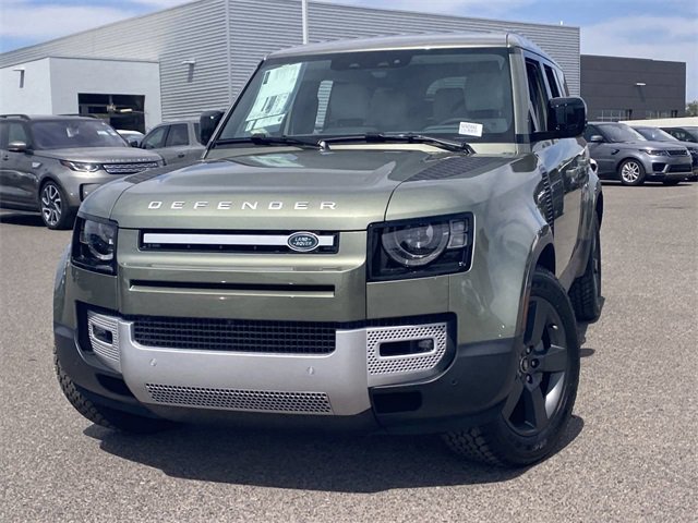 New 2025 Land Rover Defender 130 S image 3