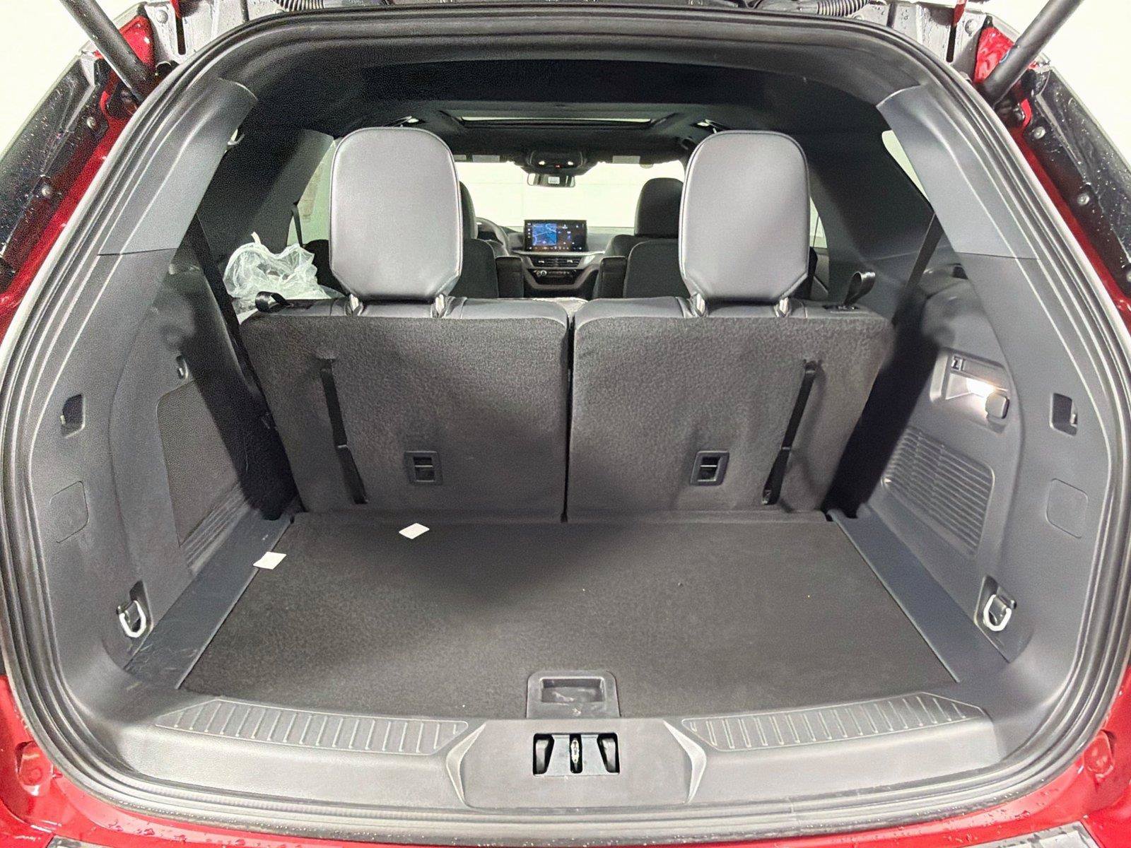 New 2026 Ford Explorer ST-Line w/ ST-Line Street Pack AWD/4WD image 14