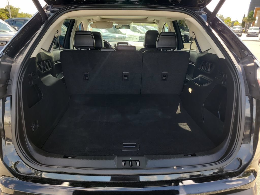 Used 2024 Ford Edge SEL w/ Convenience Package AWD/4WD image 8