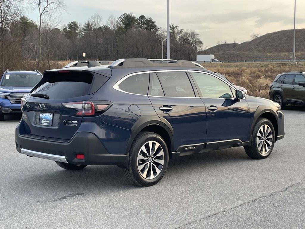 Used 2025 Subaru Outback Touring XT image 27
