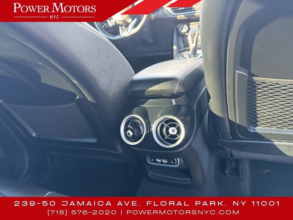 Used 2023 Alfa Romeo Stelvio Ti image 21