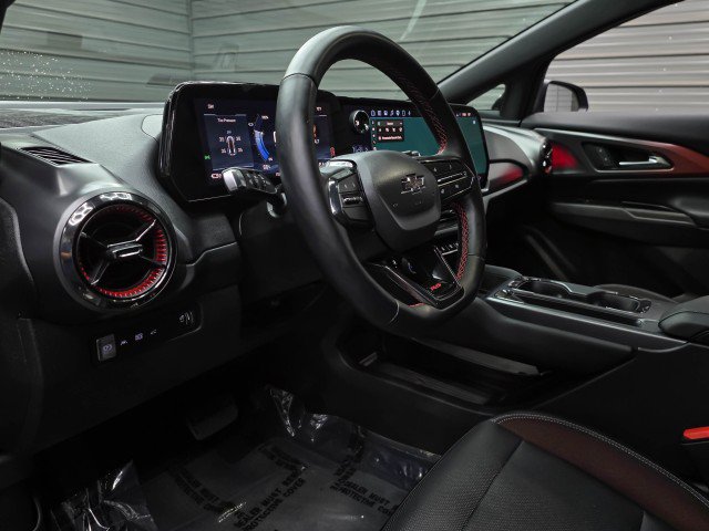 Used 2024 Chevrolet Equinox EV RS AWD/4WD image 11