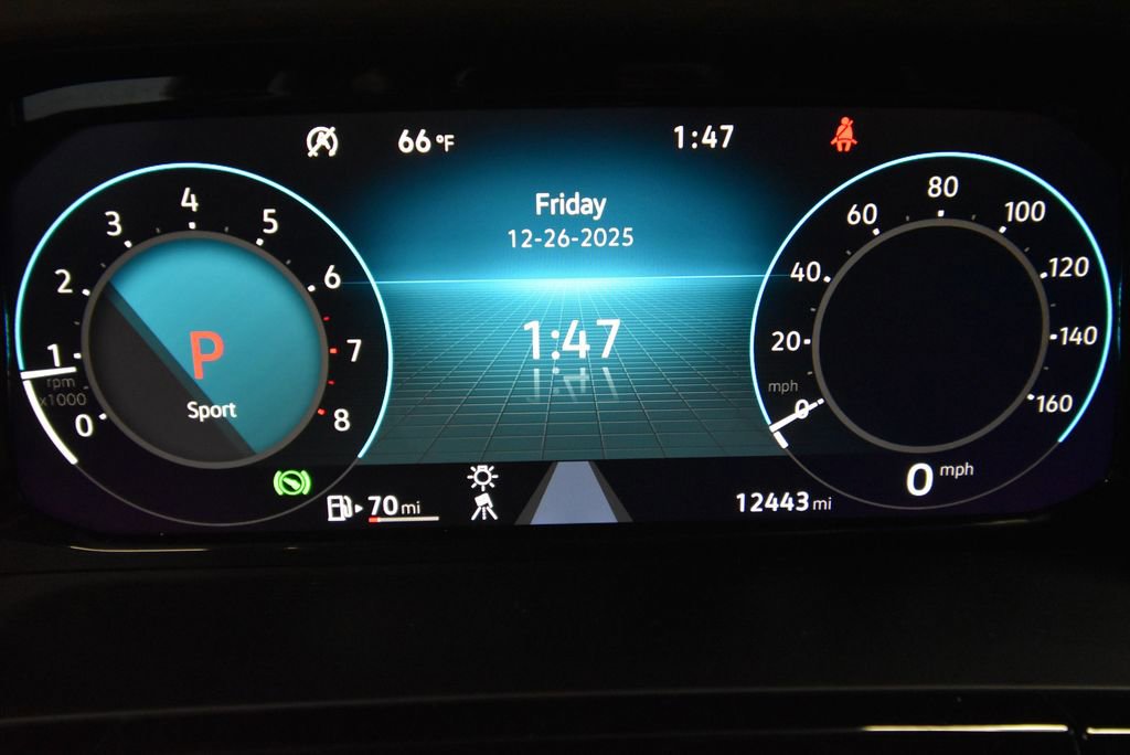 Used 2024 Volkswagen Atlas SE w/ Black Wheel Package image 9