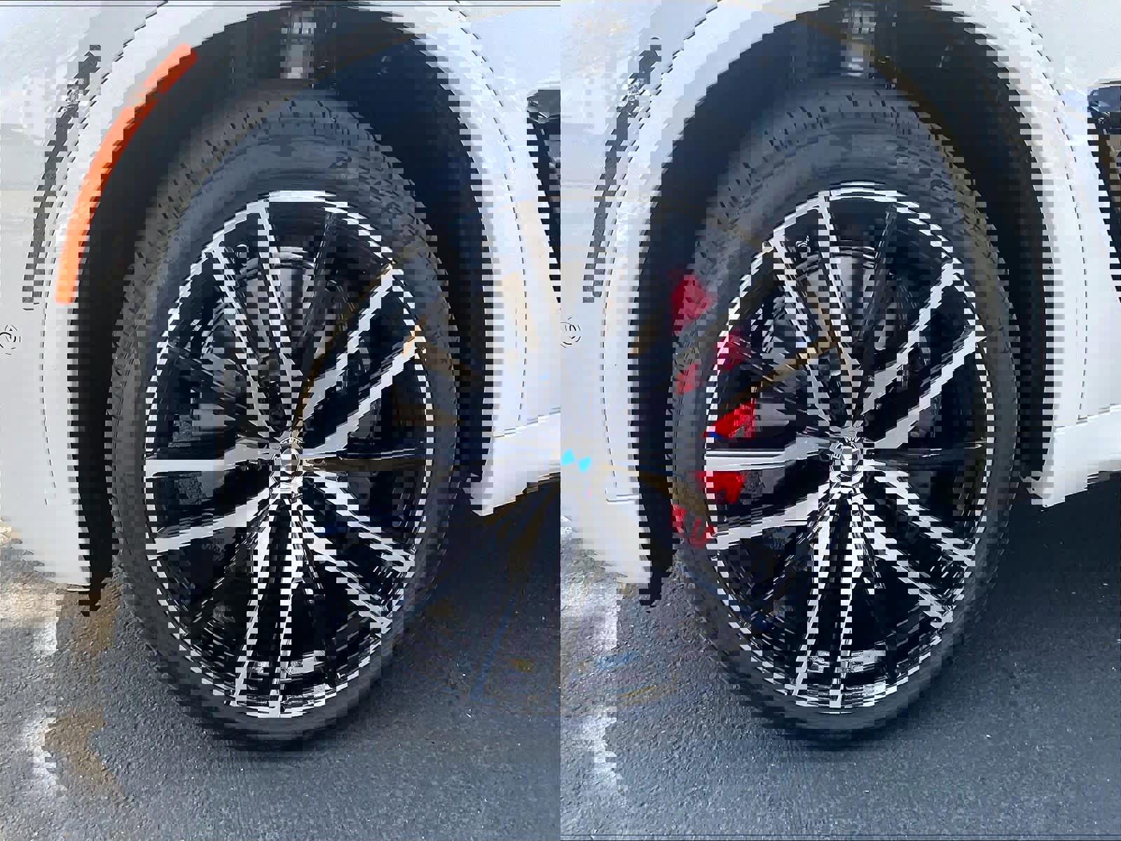 Used 2025 BMW X5 M60i image 11