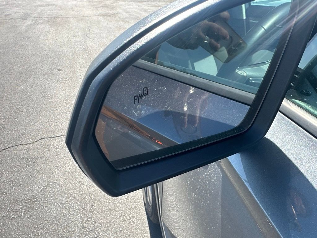 Used 2024 Volkswagen Taos S image 25