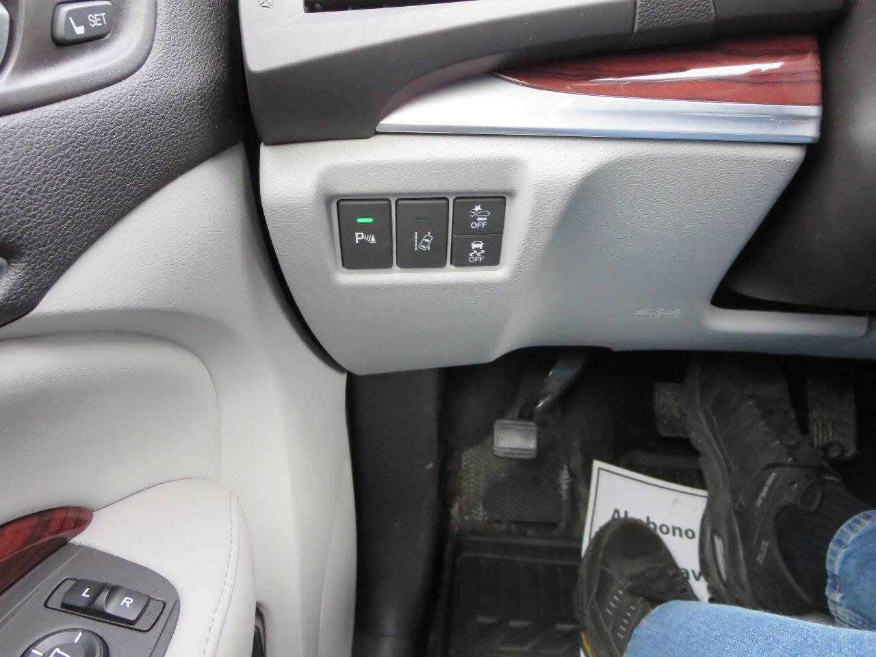 Used 2016 Acura MDX SH AWD w/Advance w/RES 4dr SUV image 34