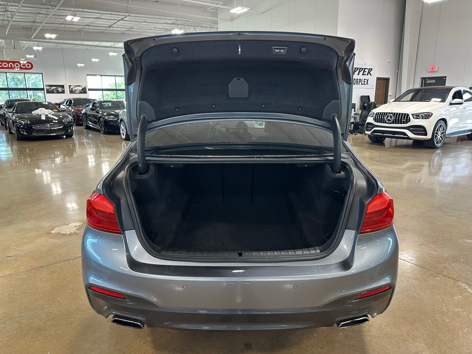 Used 2018 BMW 530i w/ M Sport Package RWD image 38