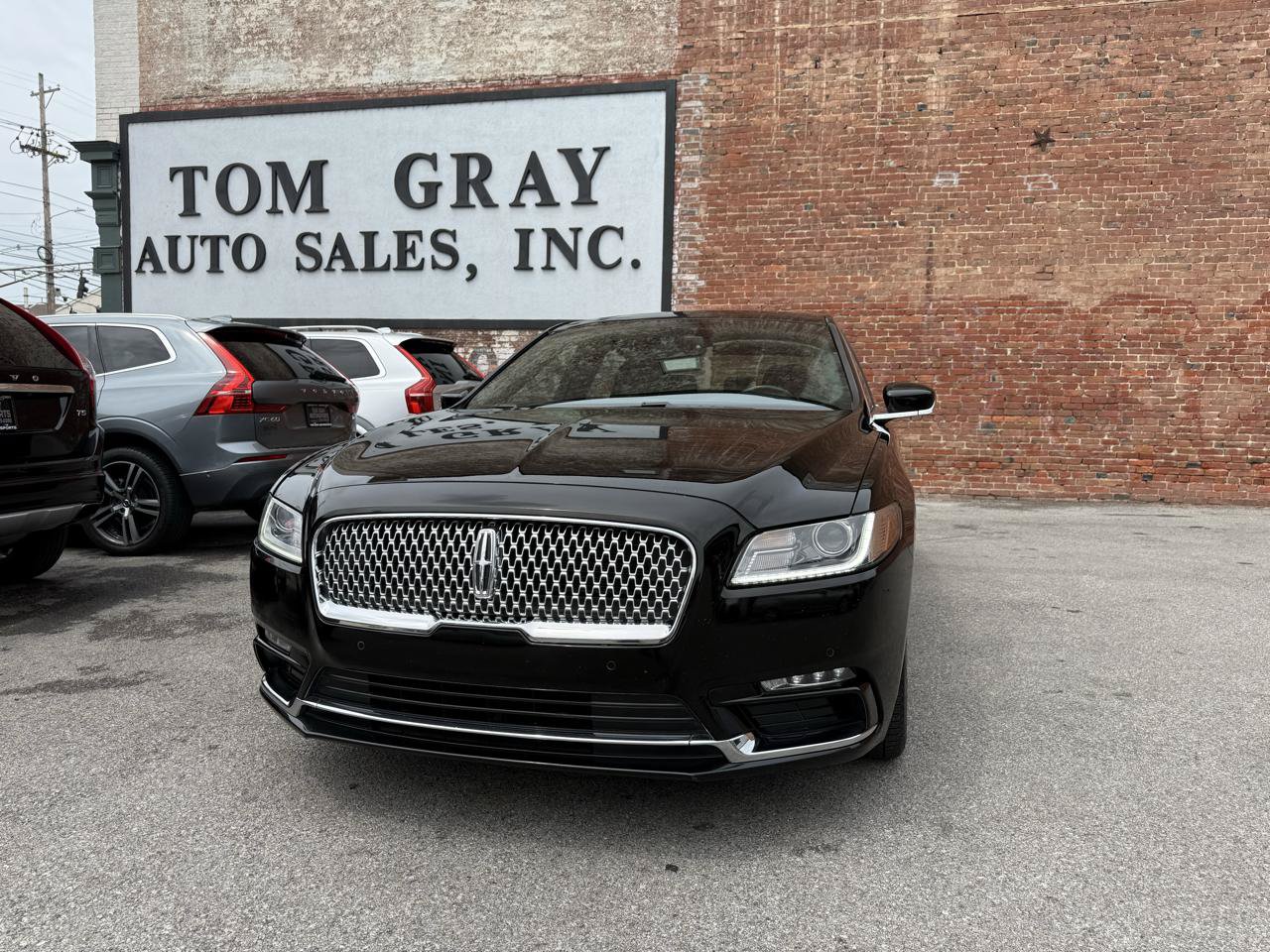 Used 2018 Lincoln Continental Select w/ Continental Climate Package AWD/4WD image 1