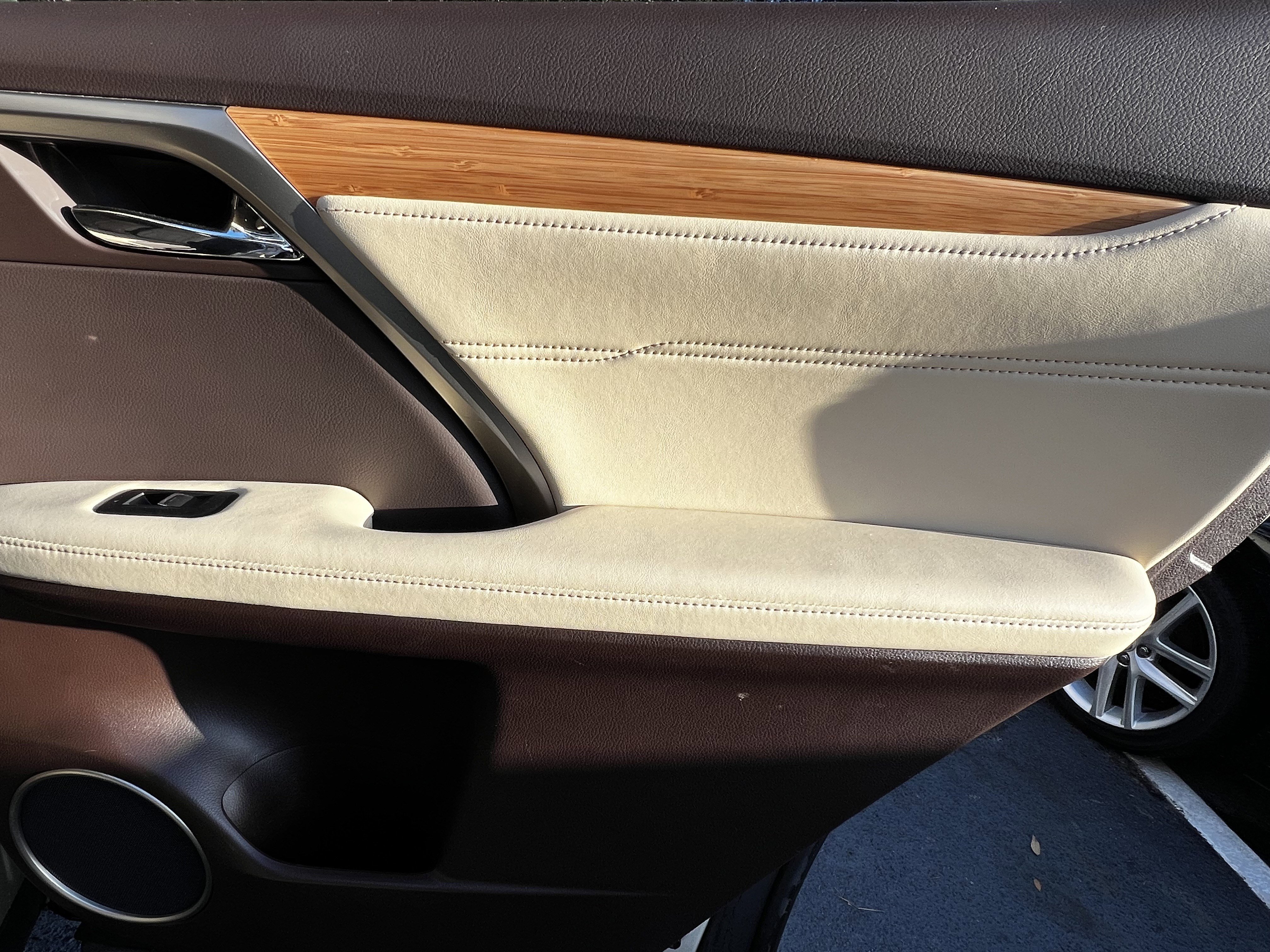 Used 2018 Lexus RX 350L image 39