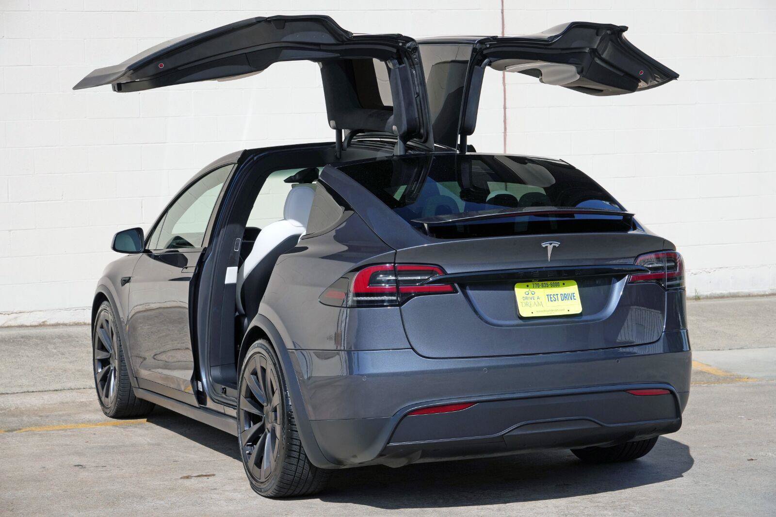 Used 2022 Tesla Model X AWD/4WD image 55