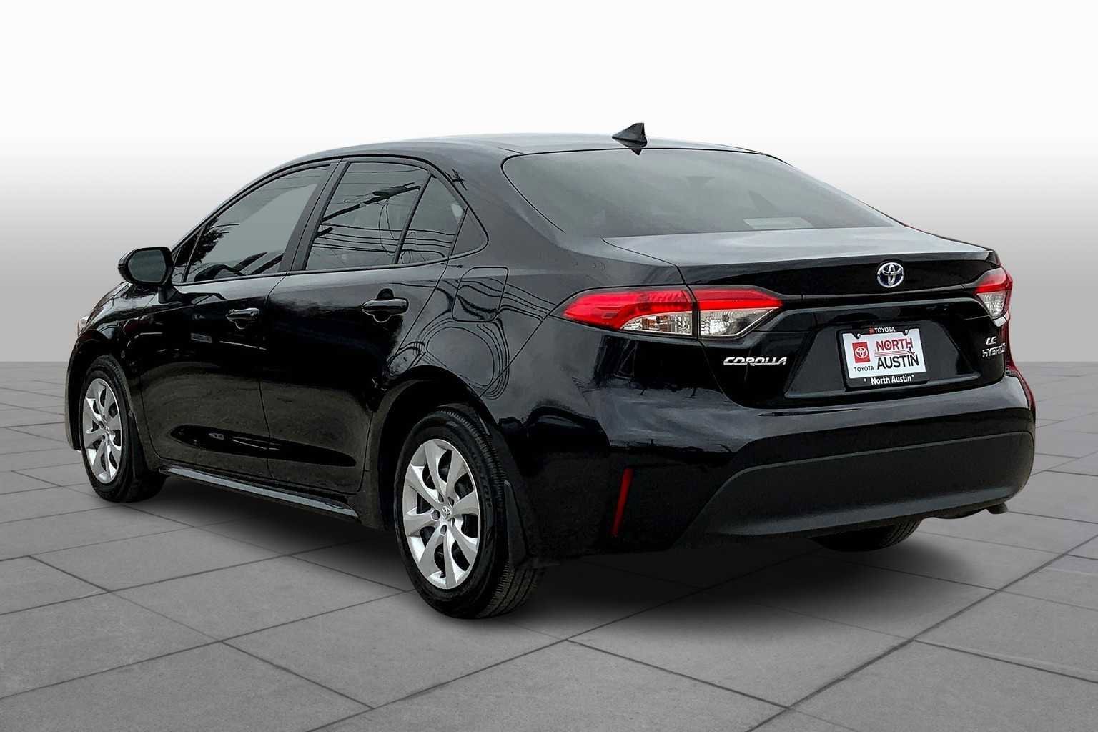 Used 2024 Toyota Corolla LE FWD image 12