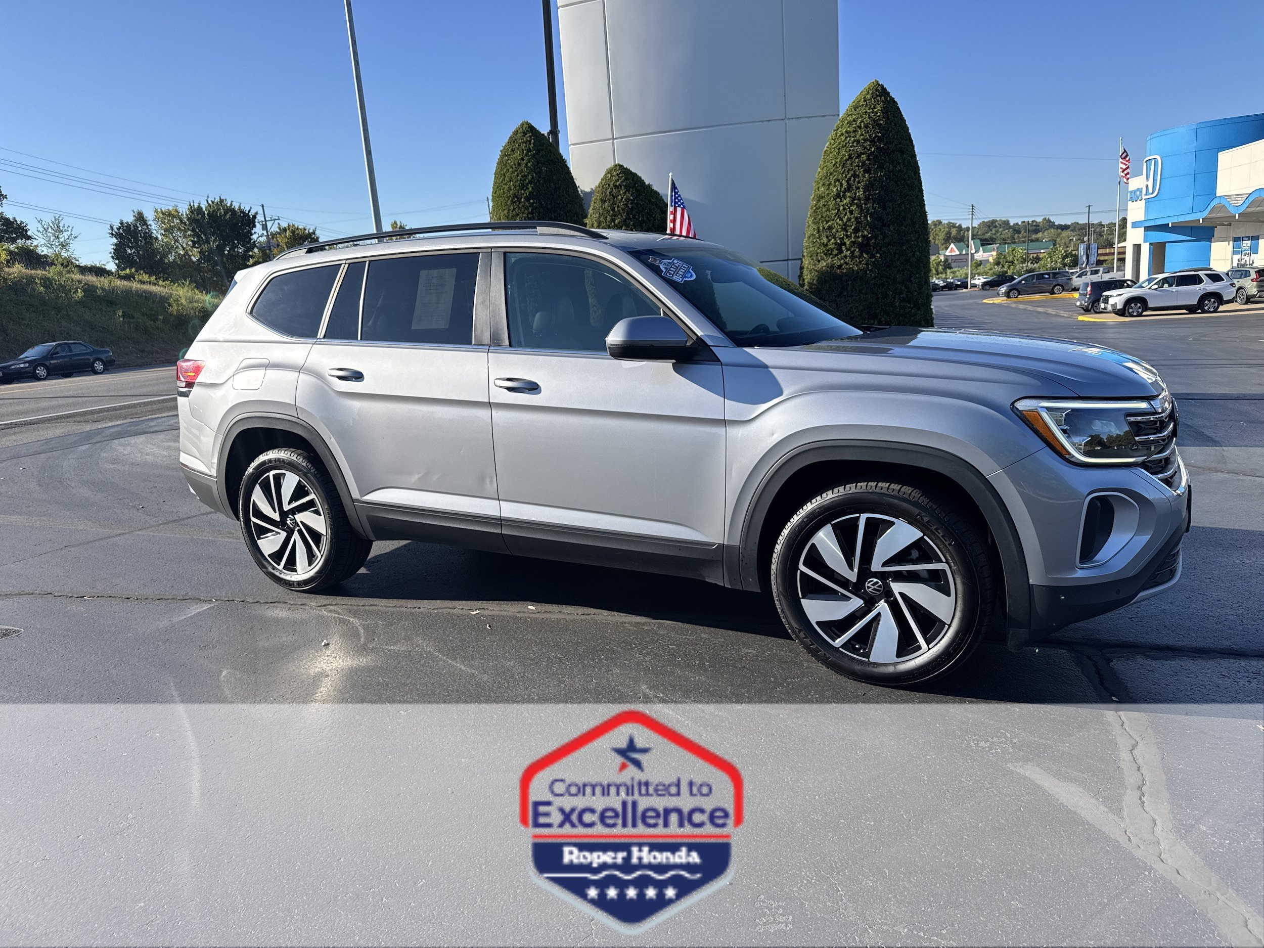 Used 2024 Volkswagen Atlas SE