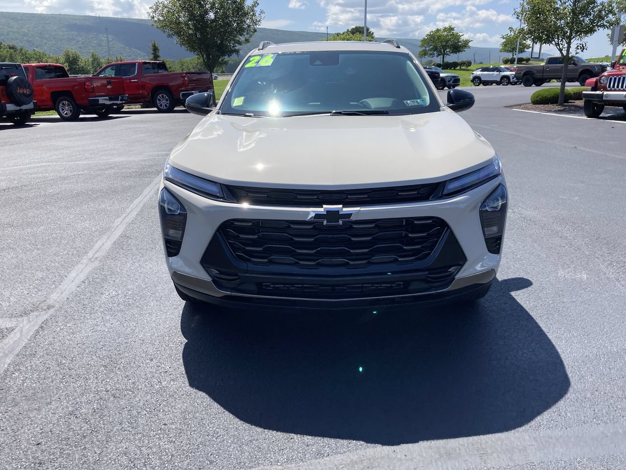 New 2026 Chevrolet Trax ACTIV w/ Sunroof Package FWD image 14