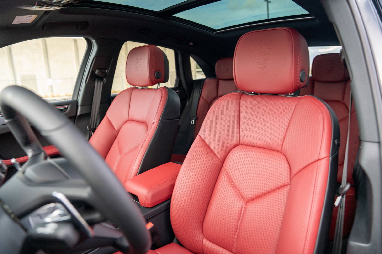 New 2026 Porsche Macan Turbo AWD/4WD image 5
