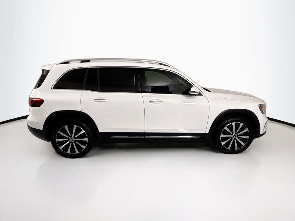 Certified 2022 Mercedes-Benz GLB 250 4MATIC image 4
