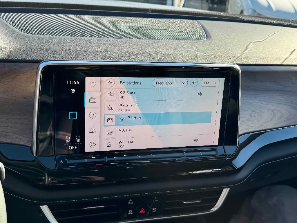 New 2026 Volkswagen Atlas SE image 16