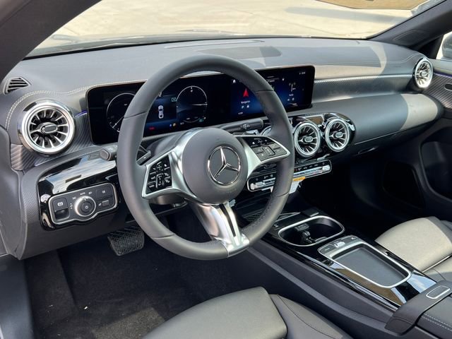 Certified 2025 Mercedes-Benz CLA 250 4MATIC image 18