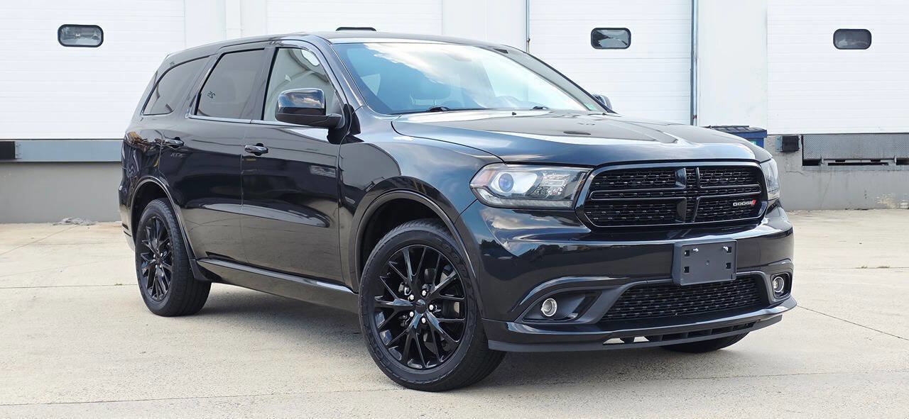 Used 2016 Dodge Durango SXT w/ Blacktop Package image 1