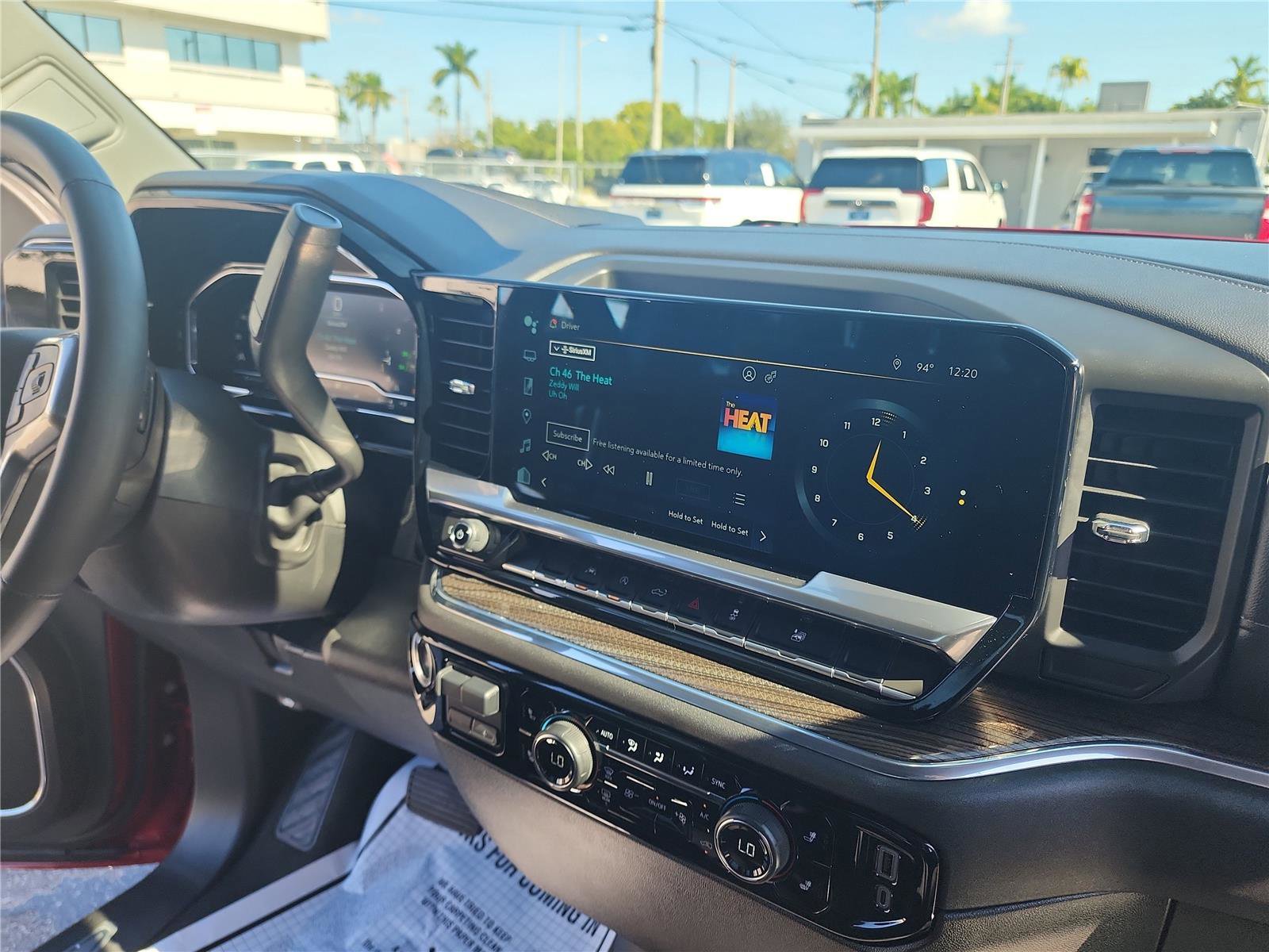 Used 2024 Chevrolet Silverado 1500 LT image 28