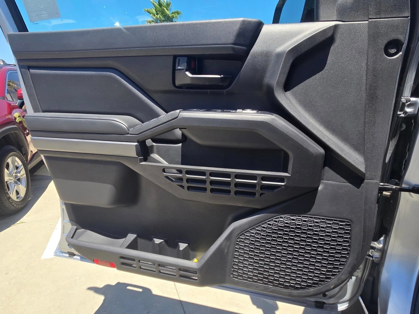 Used 2025 Toyota Tacoma SR5 RWD image 16