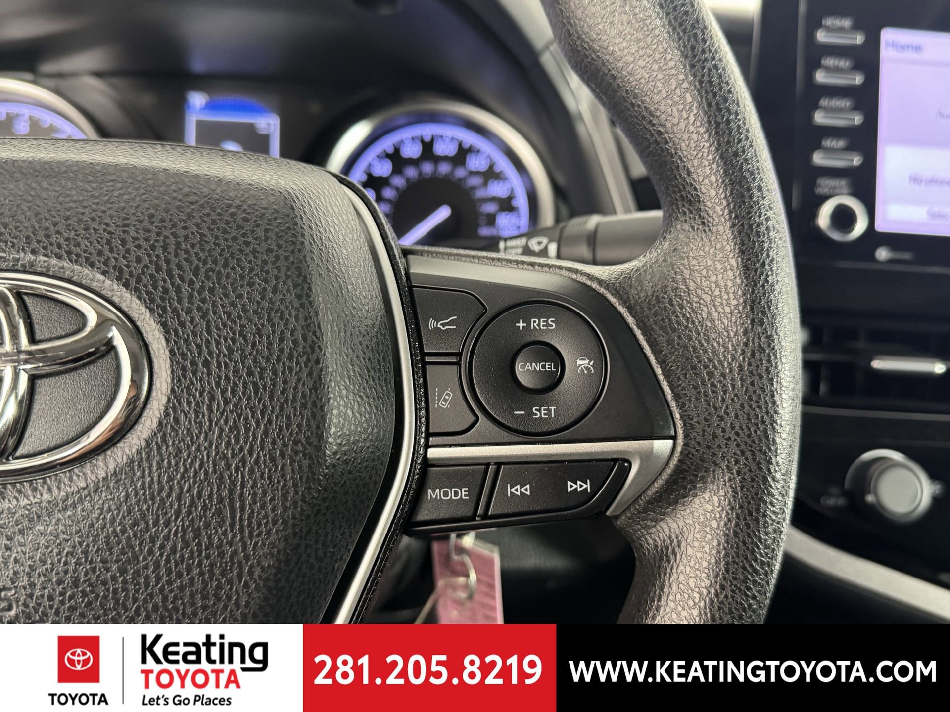 Used 2021 Toyota Camry LE image 27