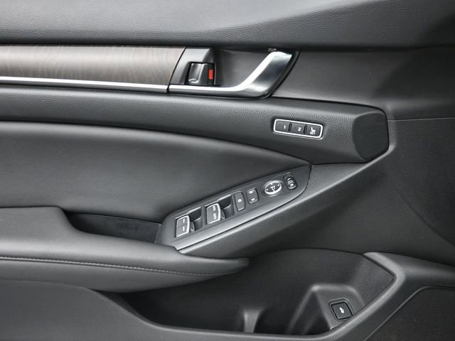 Used 2019 Honda Accord Touring image 24