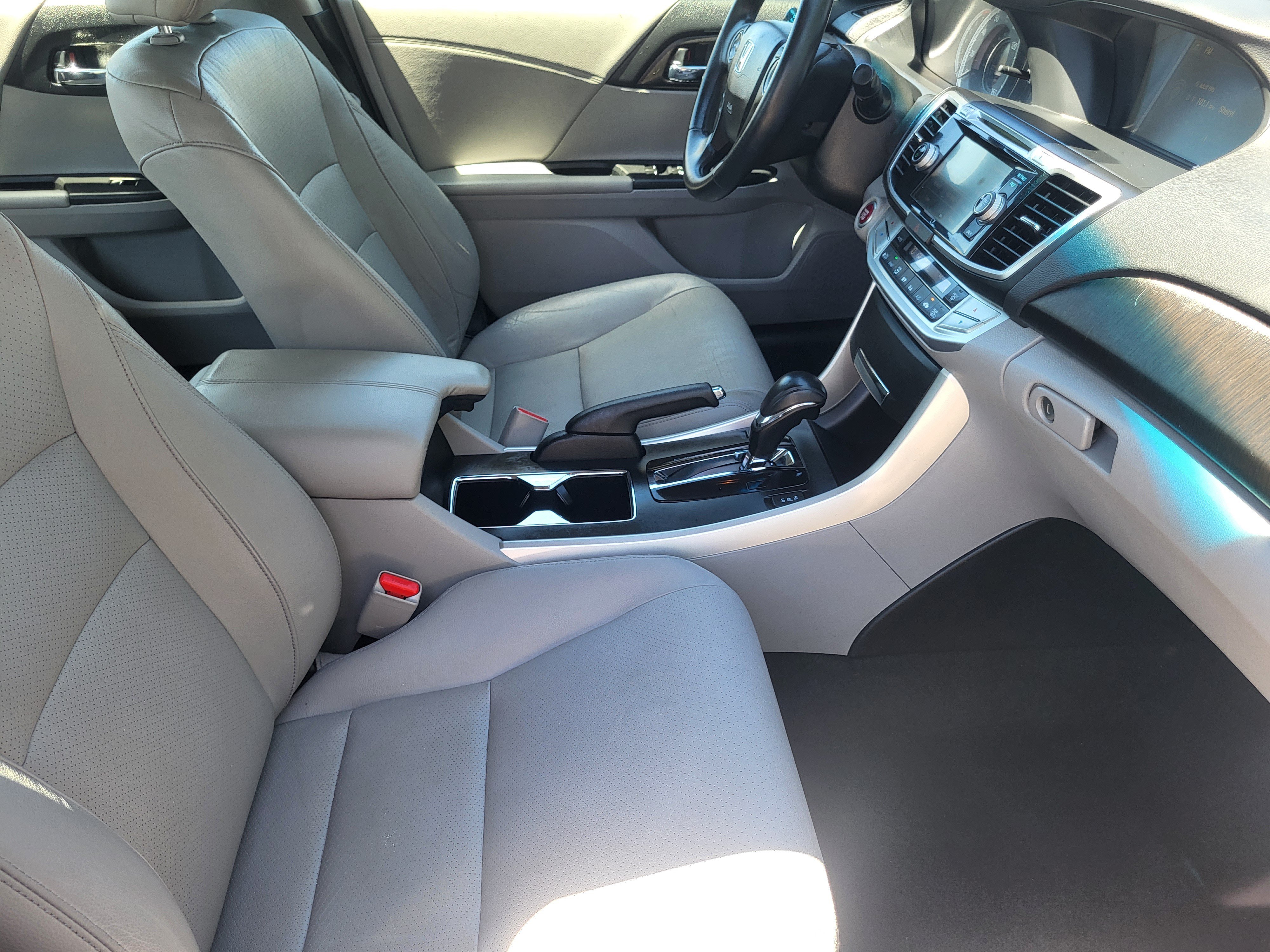 Used 2013 Honda Accord EX-L image 12