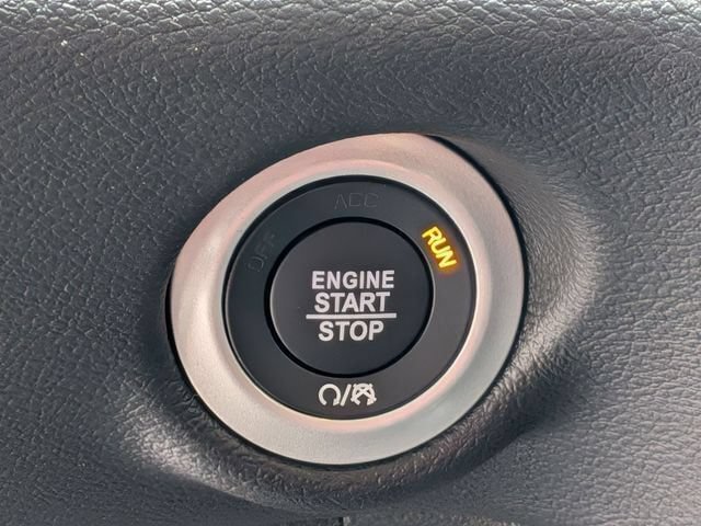 New 2027 Chrysler Pacifica Select FWD image 20