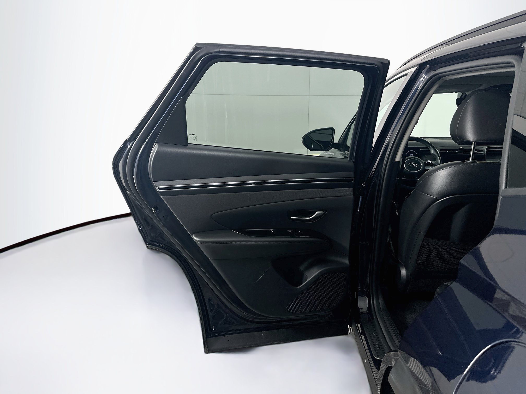 Used 2023 Hyundai Tucson Limited AWD/4WD image 28