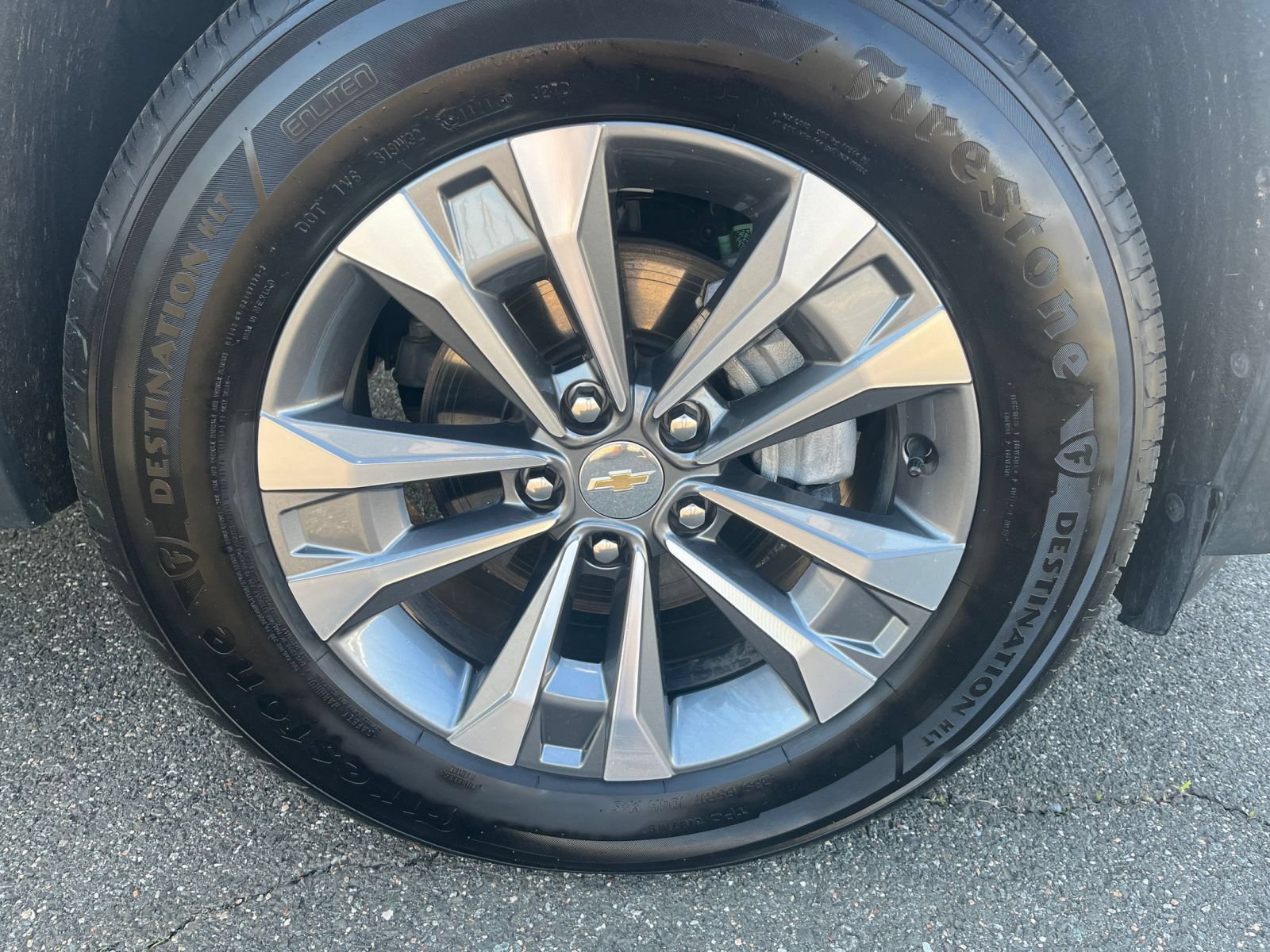 Used 2025 Chevrolet Equinox LT FWD image 29