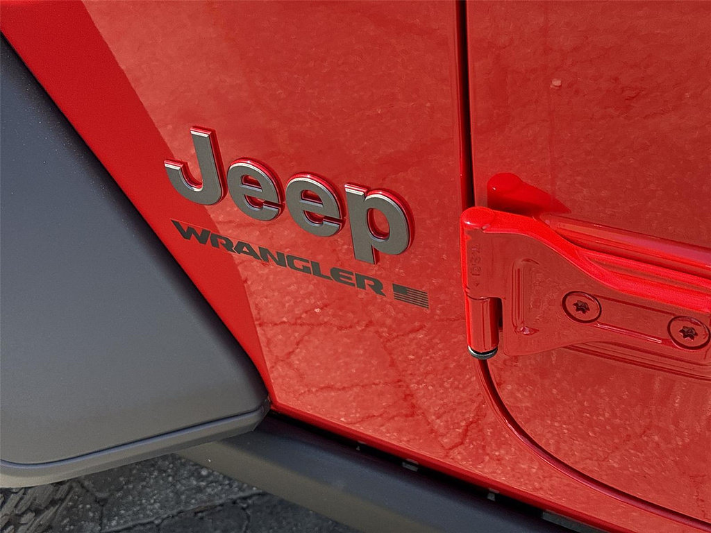 Used 2025 Jeep Wrangler Unlimited Rubicon AWD/4WD image 29