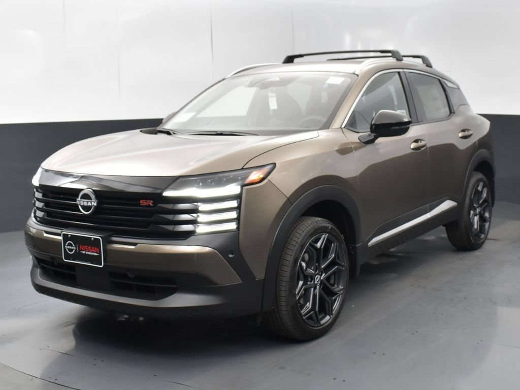 New 2026 Nissan Kicks SR w/ Illumination Package FWD image 3