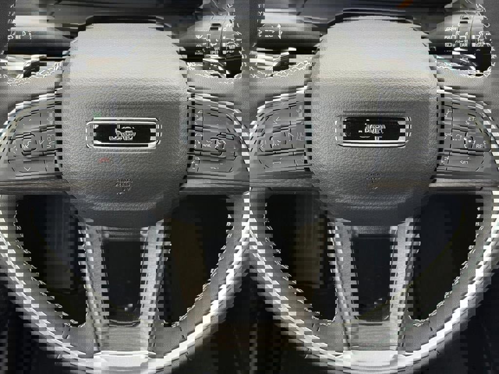 New 2025 Jeep Grand Cherokee L Limited w/ Luxury Tech Group II image 17