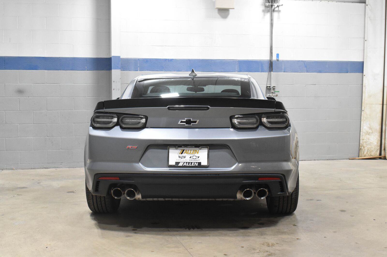 Used 2021 Chevrolet Camaro LT RWD image 21