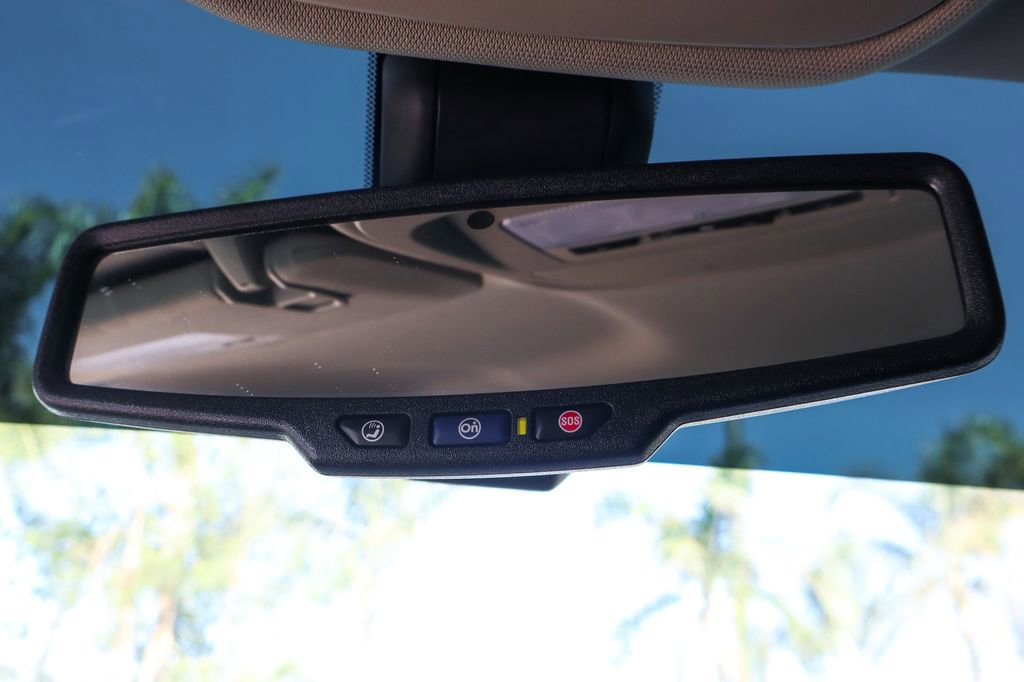 Used 2022 Chevrolet Colorado LT w/ Redline Special Edition RWD image 31