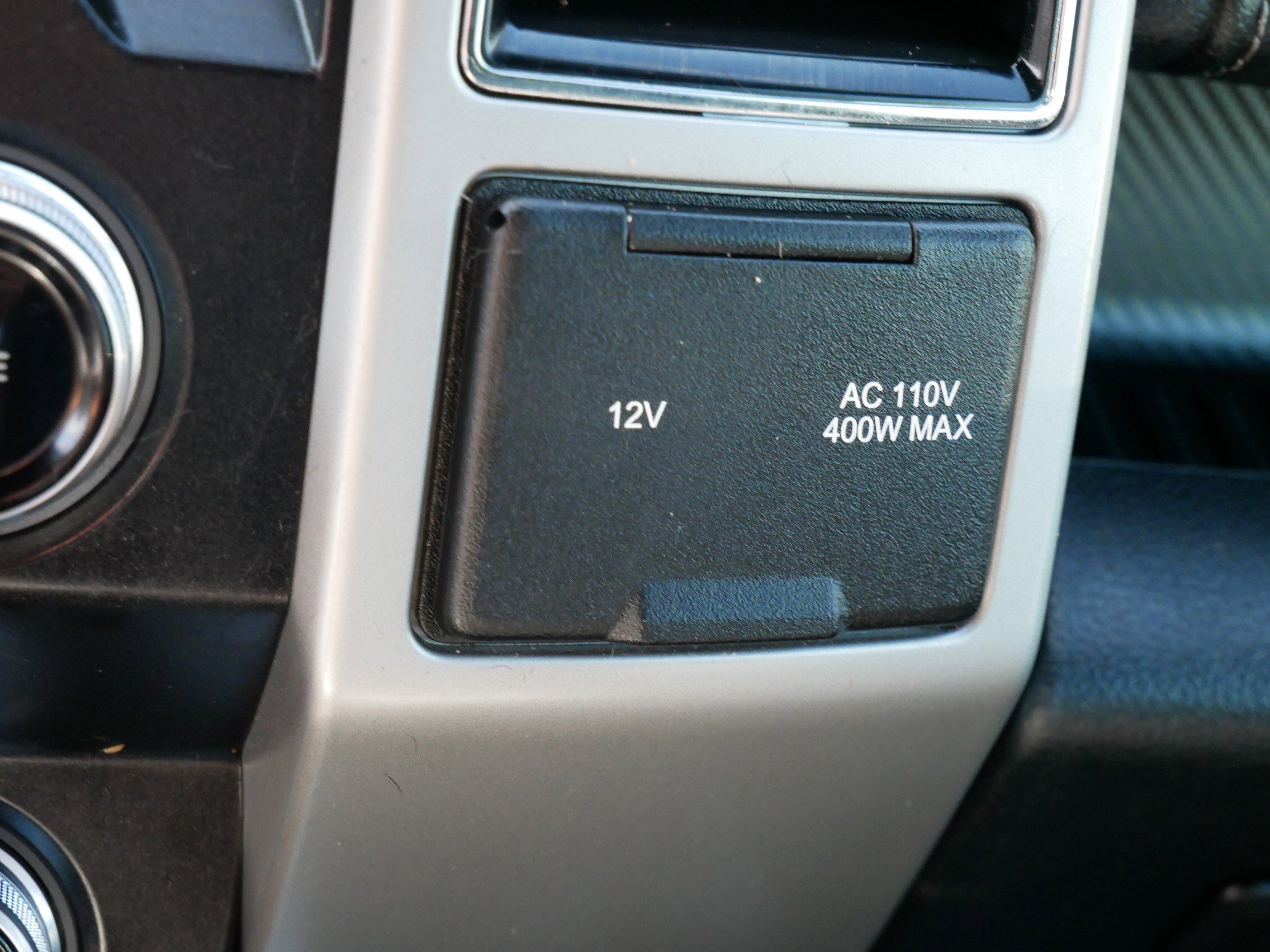 Used 2019 Ford F150 Lariat w/ Equipment Group 502A Luxury image 32