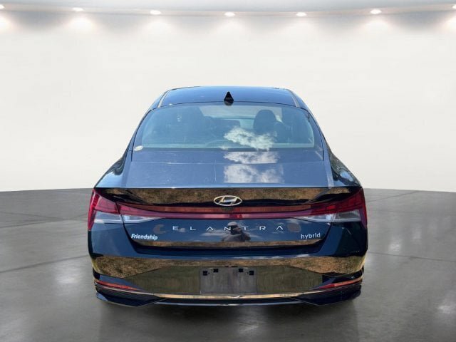 Used 2023 Hyundai Elantra Limited FWD image 15