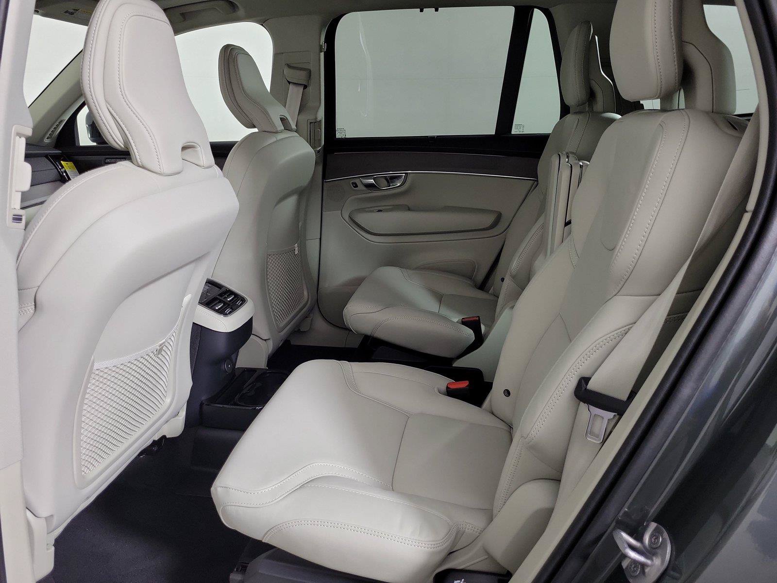New 2027 Volvo XC90 B6 Ultra AWD/4WD image 12