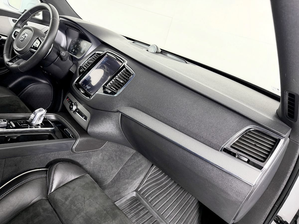 Used 2016 Volvo XC90 T8 R-Design w/ Vision Package AWD/4WD image 56