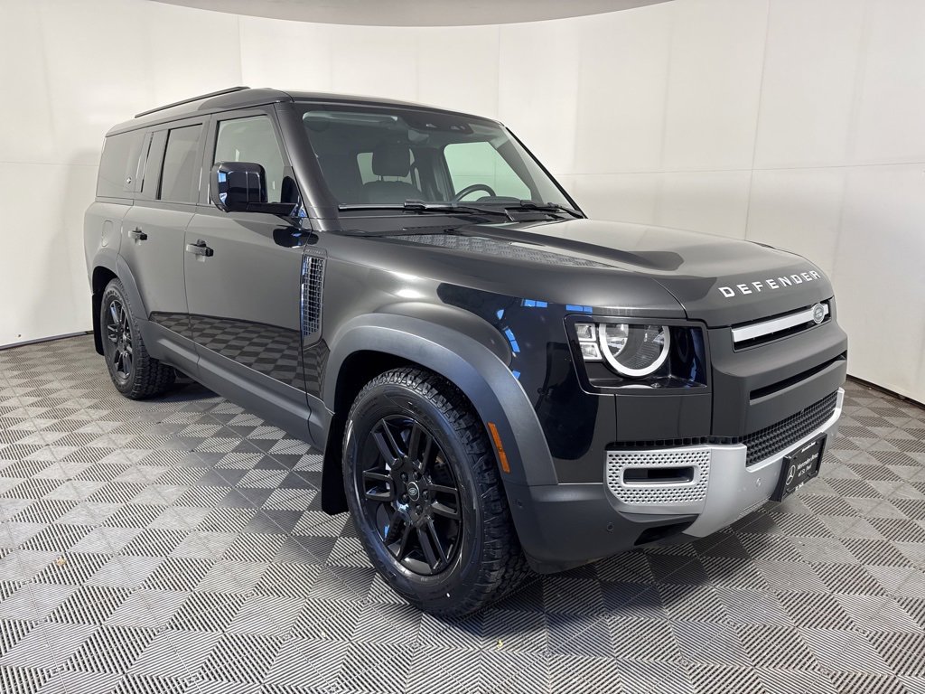 Used 2023 Land Rover Defender 130 S image 11