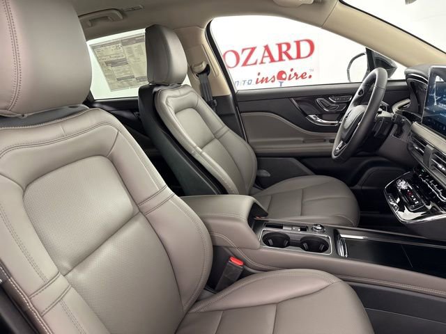 New 2026 Lincoln Corsair Premiere image 19