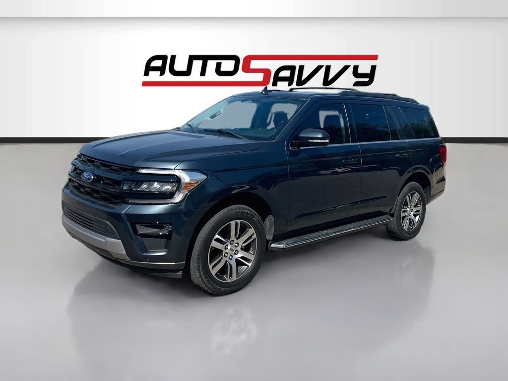 Used 2022 Ford Expedition XLT RWD image 3