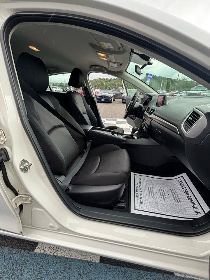 Used 2017 MAZDA MAZDA3 Sport FWD image 21