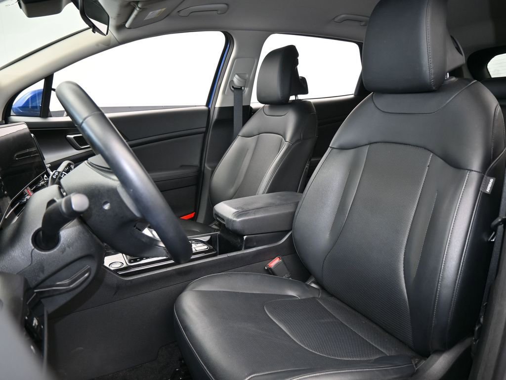 Used 2023 Kia Sportage EX image 10