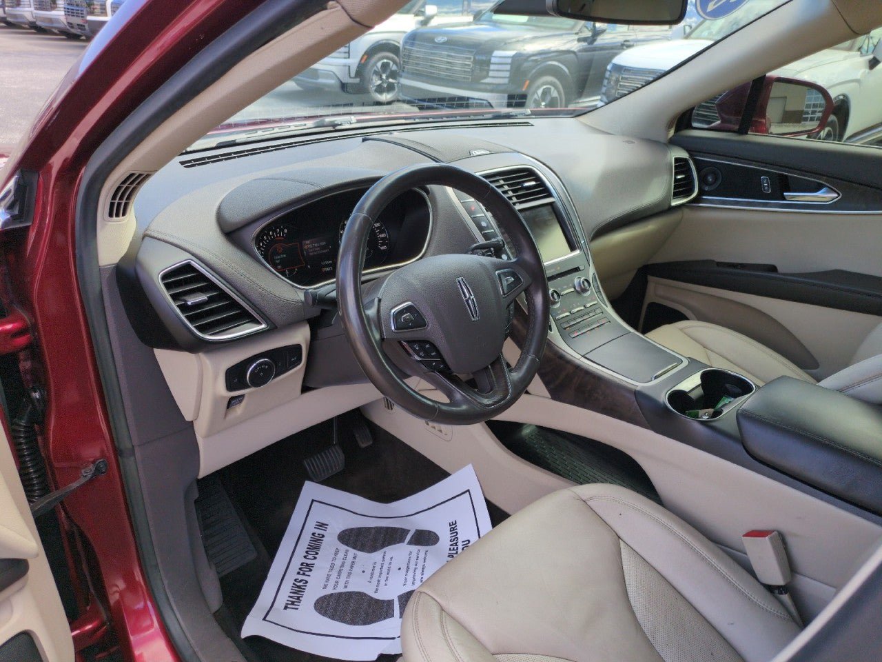 Used 2016 Lincoln MKX Select w/ Select Plus Package AWD/4WD image 14