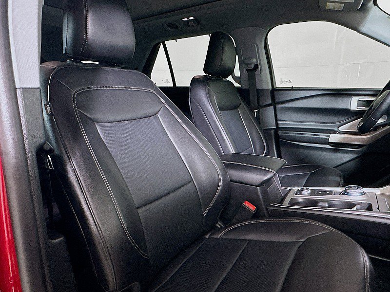Used 2023 Ford Explorer Limited w/ Limited Technology Package AWD/4WD image 31