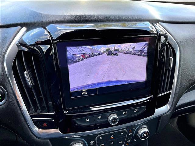 Used 2023 Chevrolet Traverse LT FWD image 23
